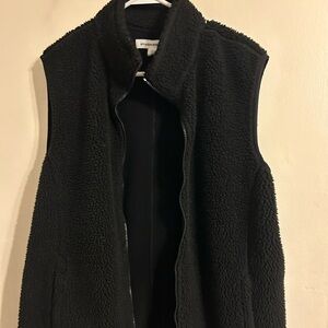 Amazon Essentials Fuzzy Vest